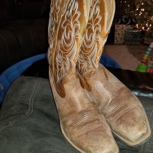 Ariat womans boots